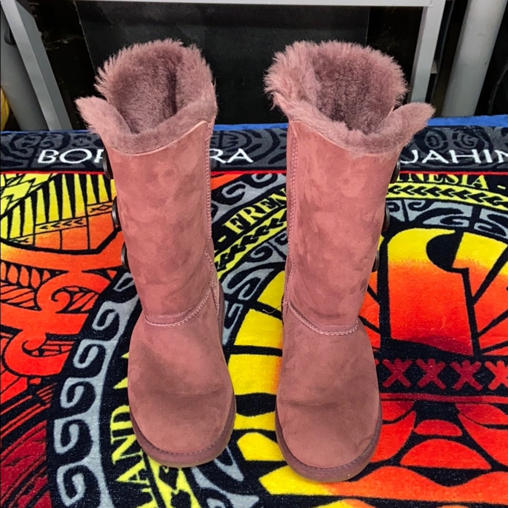 UGG Women's Ankle Boots in Brown - Picture 3 of 7